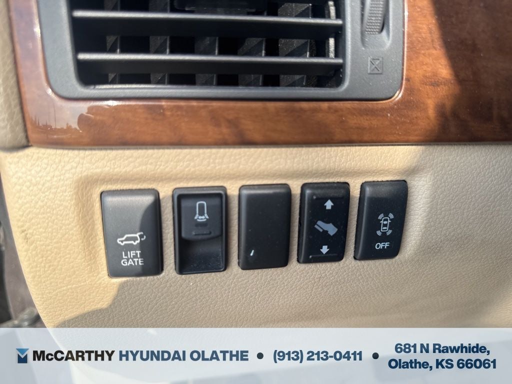 2015 Nissan Armada Platinum