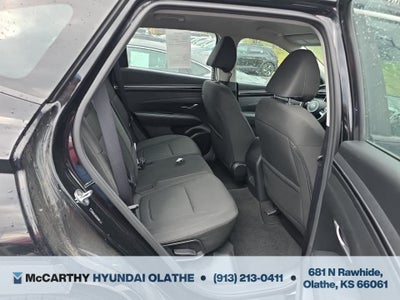 2023 Hyundai TUCSON SE