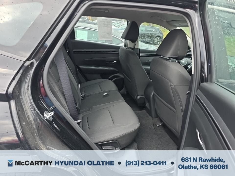 2023 Hyundai TUCSON SE