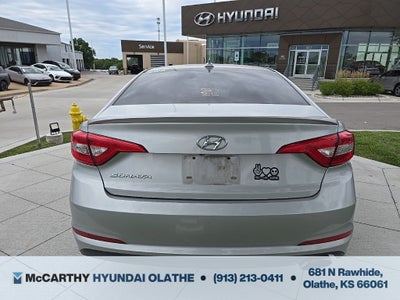 2016 Hyundai SONATA SE