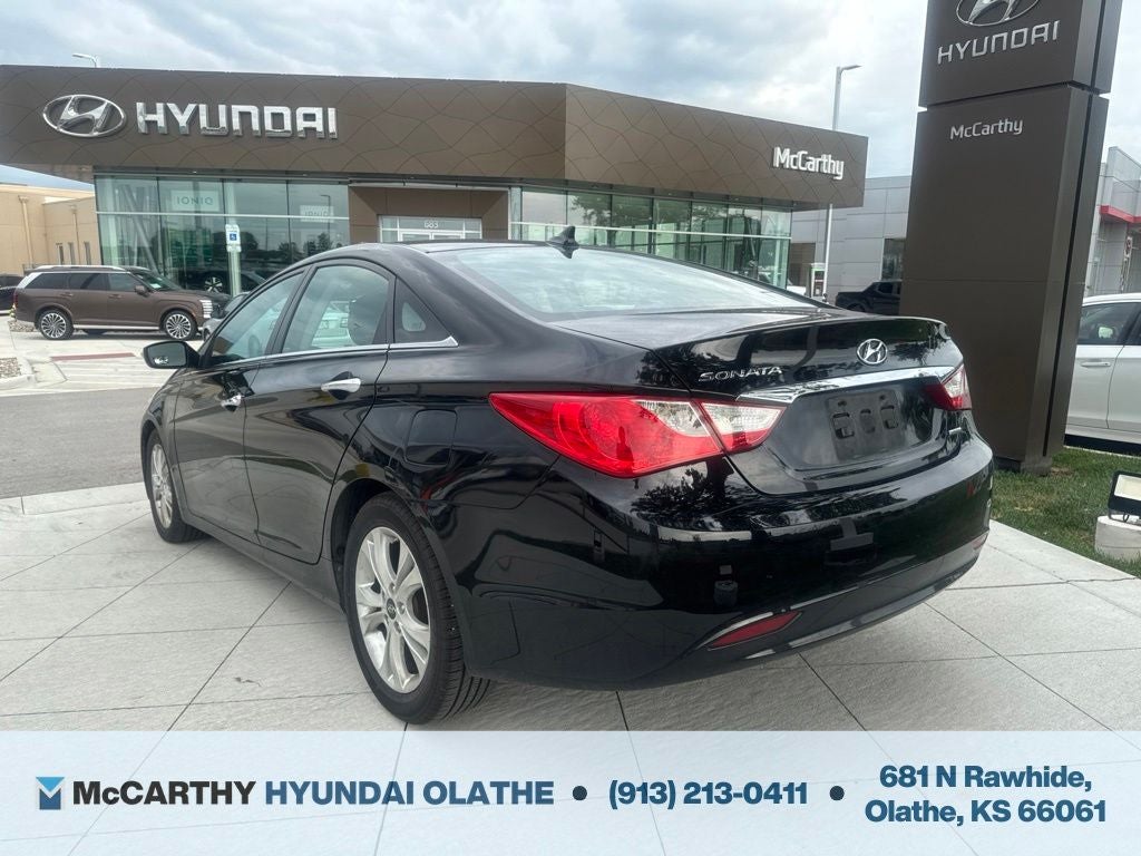 2011 Hyundai SONATA Limited