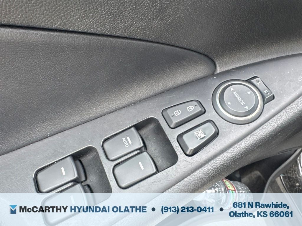 2011 Hyundai SONATA Limited