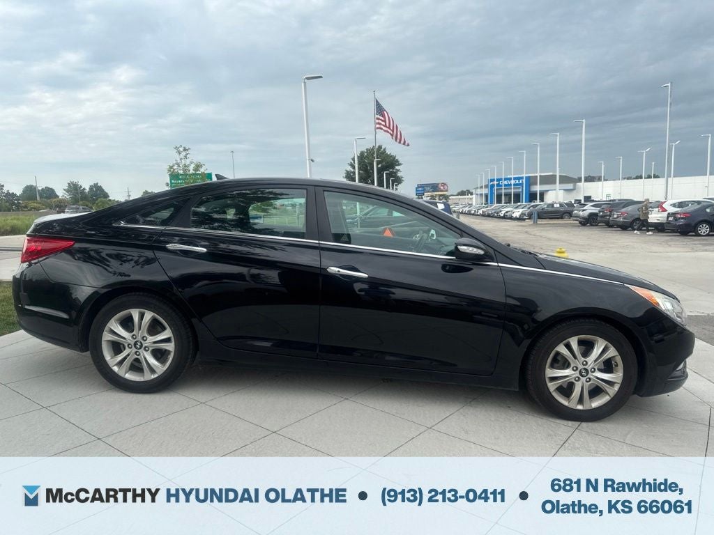 2011 Hyundai SONATA Limited