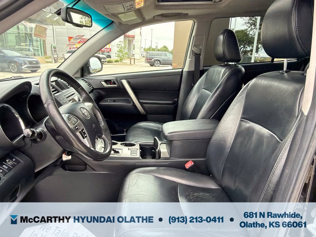 2012 Toyota Highlander SE