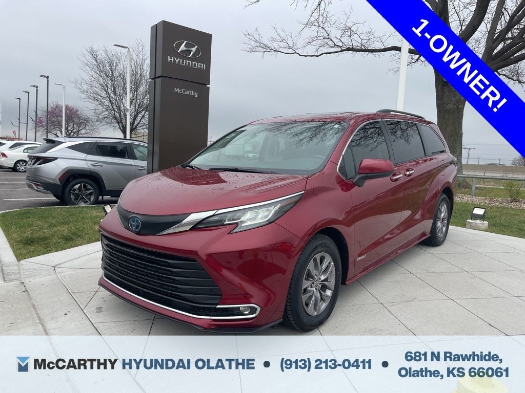 2021 Toyota Sienna XLE 7 Passenger