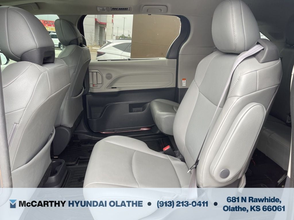 2021 Toyota Sienna XLE 7 Passenger