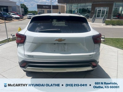 2024 Chevrolet Trax LT
