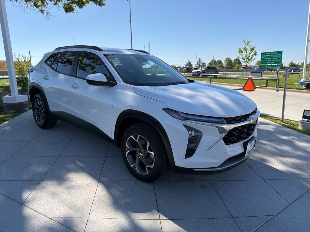 2024 Chevrolet Trax LT