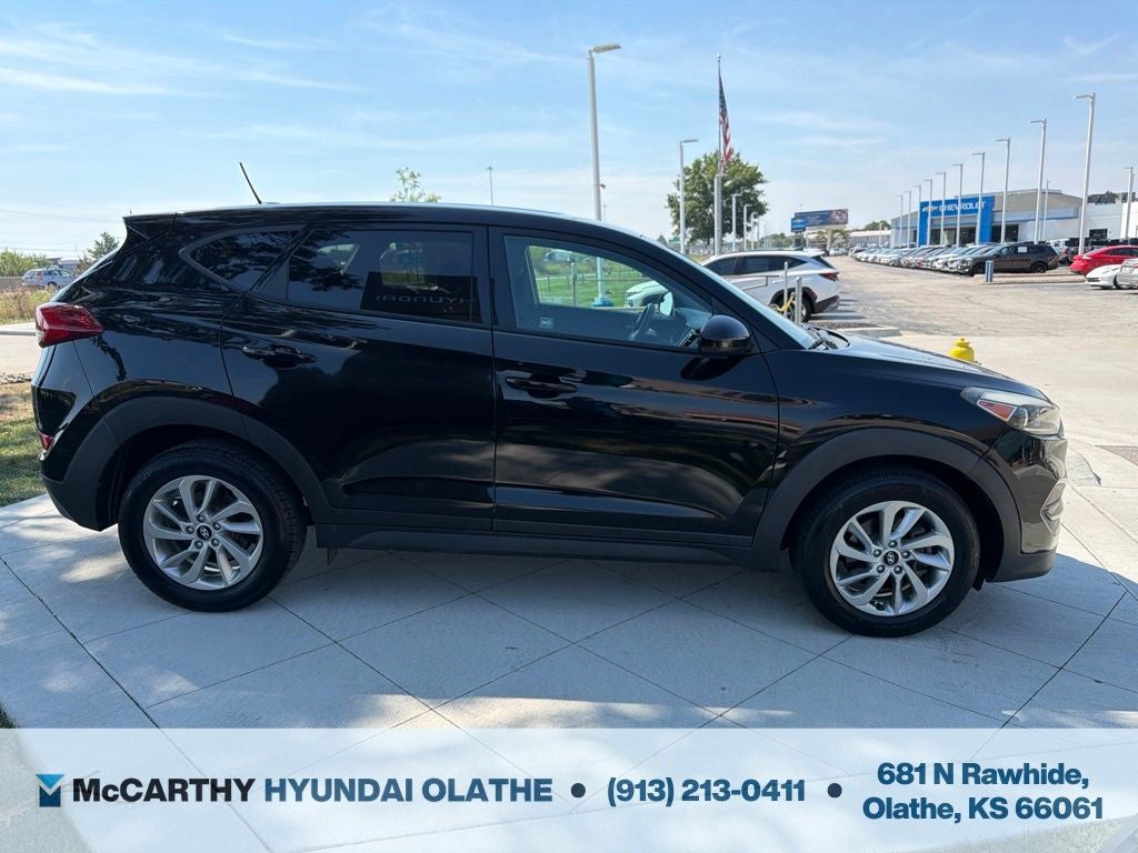 2017 Hyundai TUCSON SE