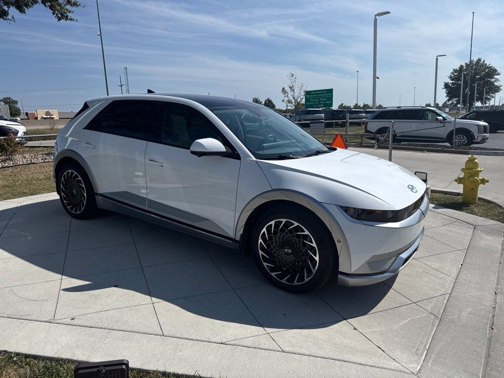 2024 Hyundai IONIQ 5 Limited