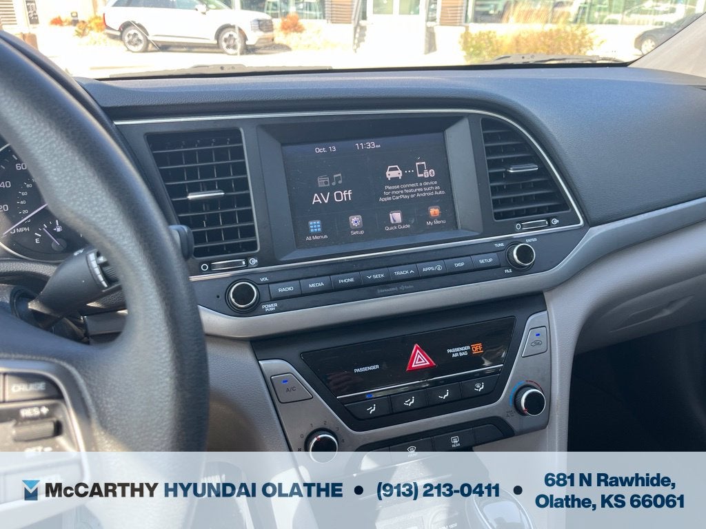 2017 Hyundai ELANTRA SE