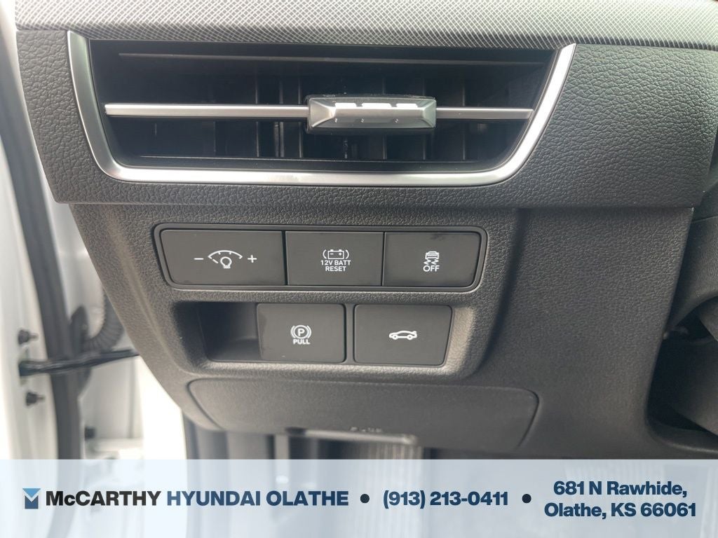 2025 Hyundai SONATA HYBRID SEL
