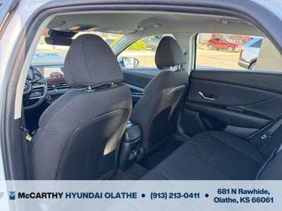 2024 Hyundai ELANTRA SEL