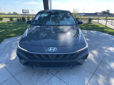 2025 Hyundai ELANTRA SEL Sport