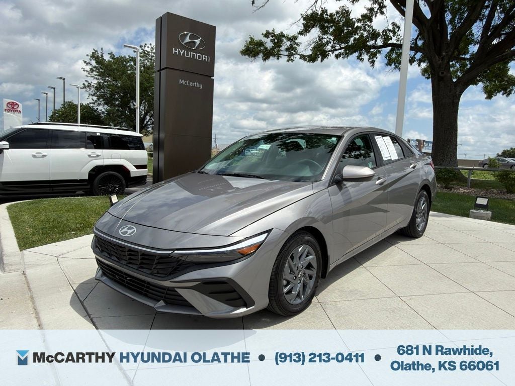 2024 Hyundai ELANTRA SEL