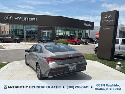 2024 Hyundai ELANTRA SEL