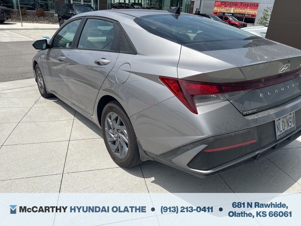 2024 Hyundai ELANTRA SEL