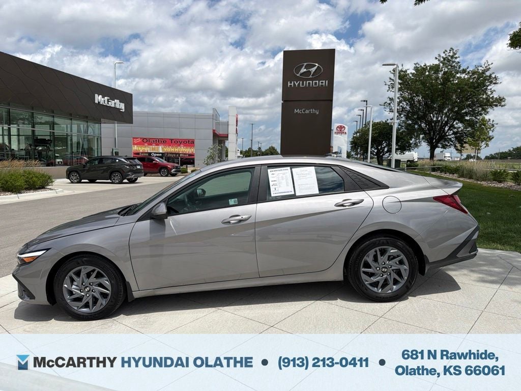 2024 Hyundai ELANTRA SEL