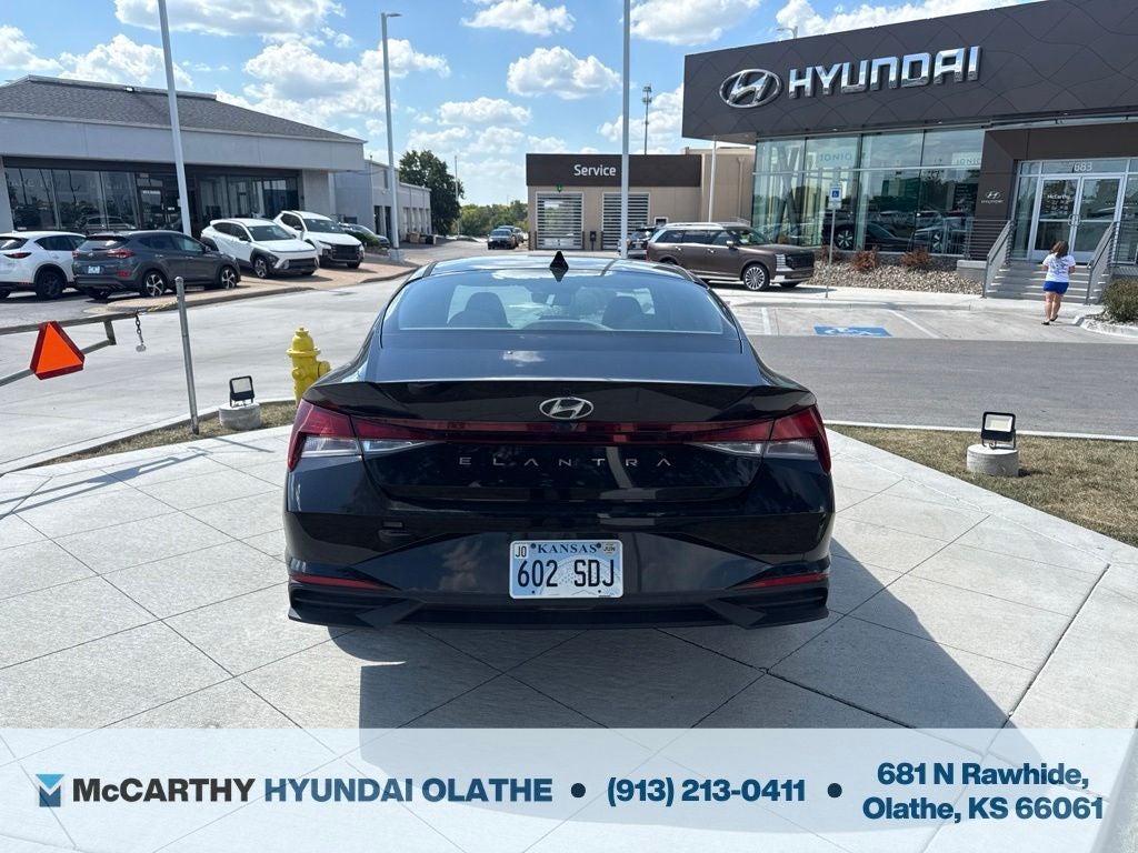 2023 Hyundai ELANTRA SEL