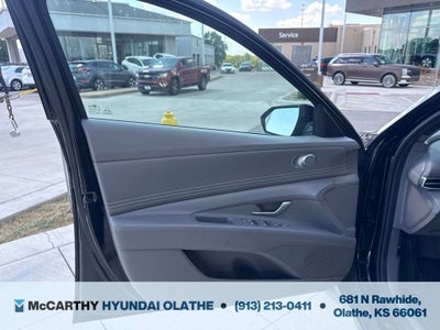 2023 Hyundai ELANTRA SEL