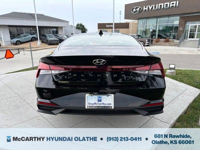 2023 Hyundai ELANTRA SEL
