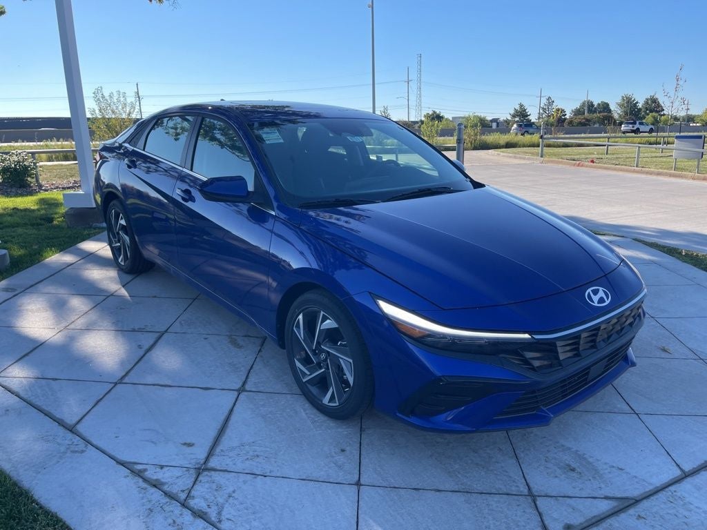 2025 Hyundai ELANTRA SEL Convenience
