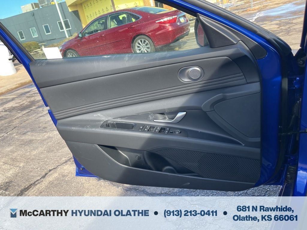 2025 Hyundai ELANTRA SEL Convenience