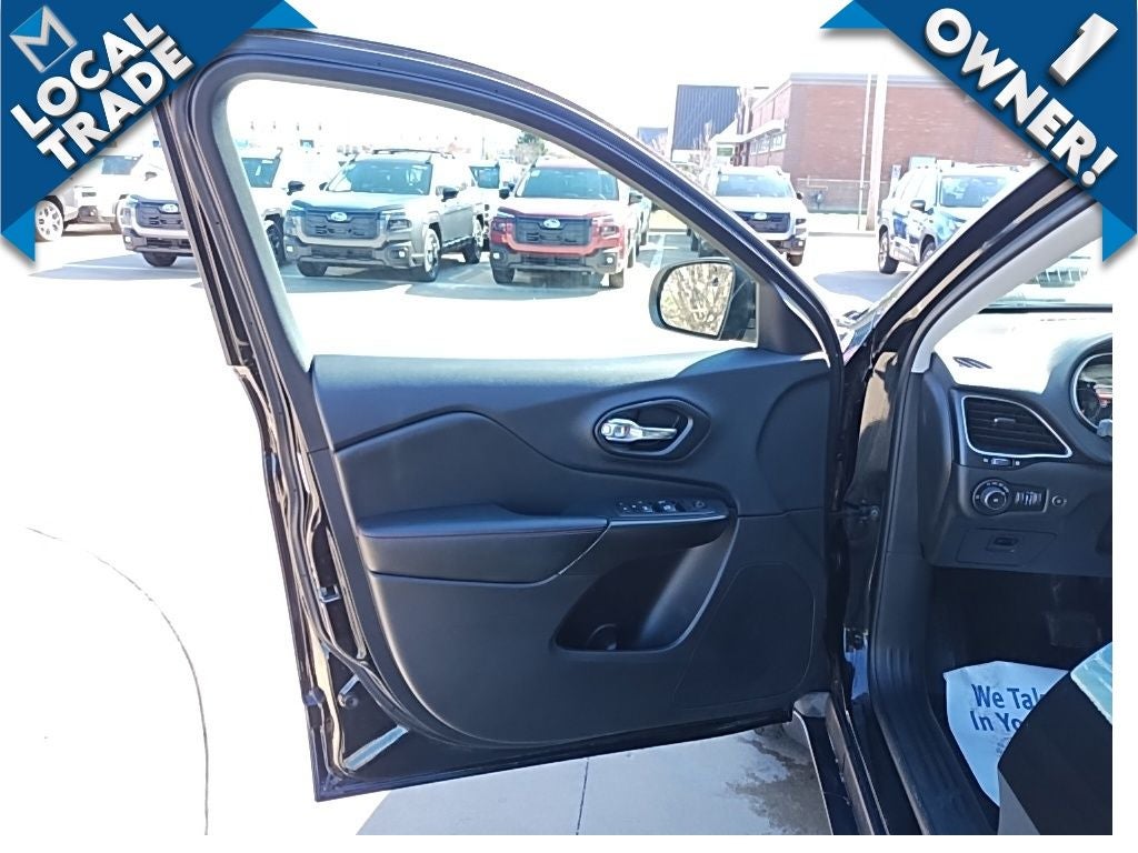 2022 Jeep Cherokee Trailhawk