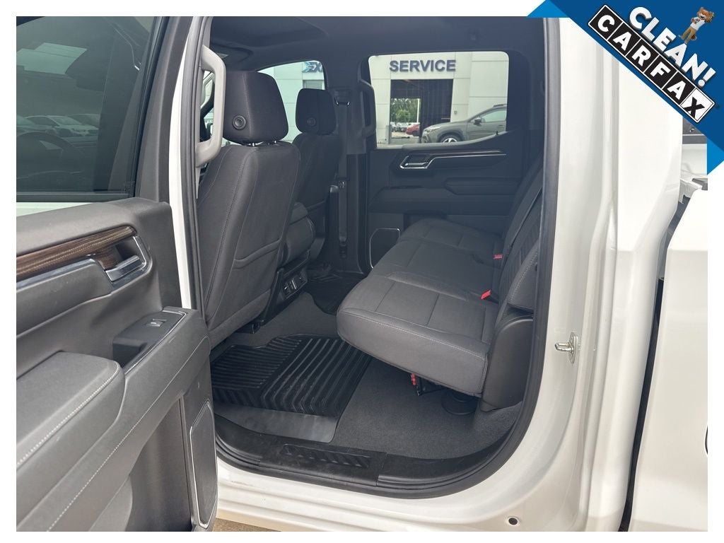 2024 Chevrolet Silverado 1500 LT LT1