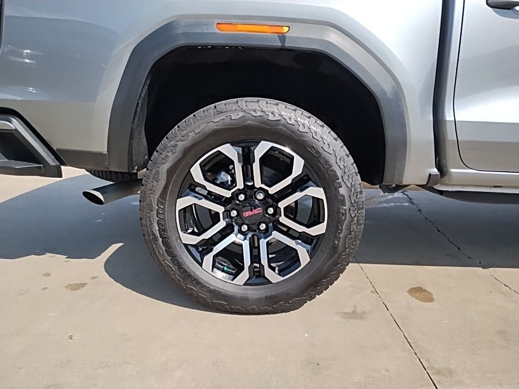 2025 GMC Canyon AT4