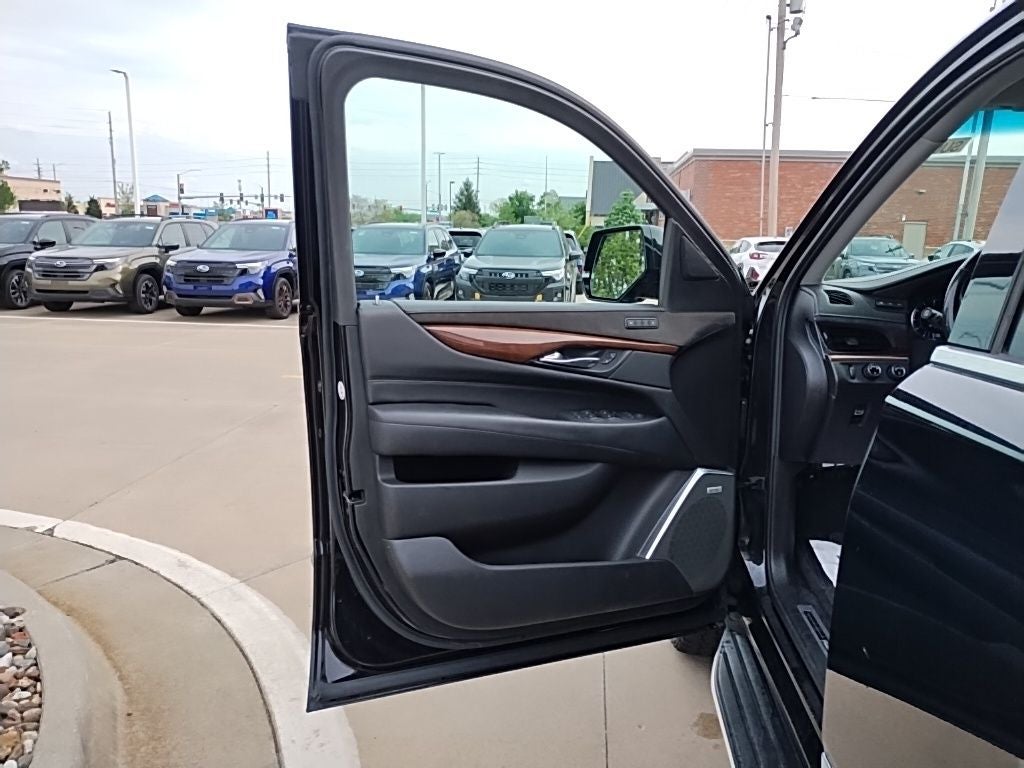 2018 Cadillac Escalade ESV Premium