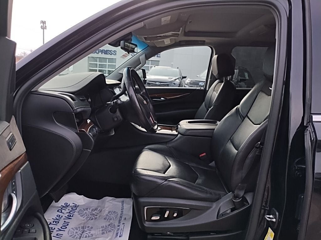 2018 Cadillac Escalade ESV Premium