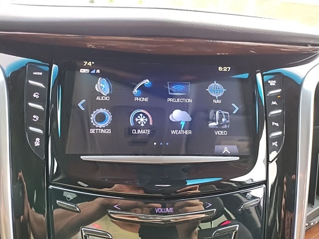 2018 Cadillac Escalade ESV Premium