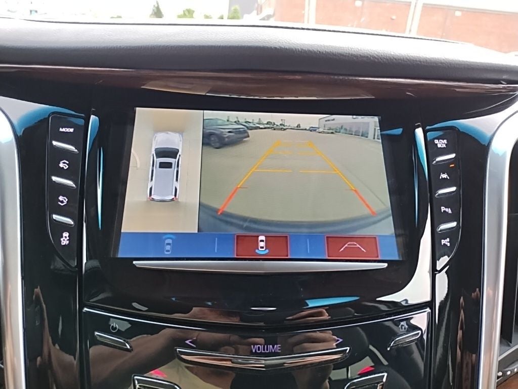 2018 Cadillac Escalade ESV Premium