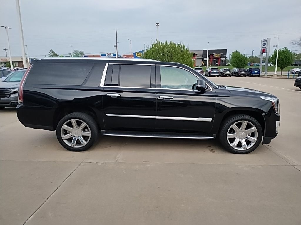 2018 Cadillac Escalade ESV Premium