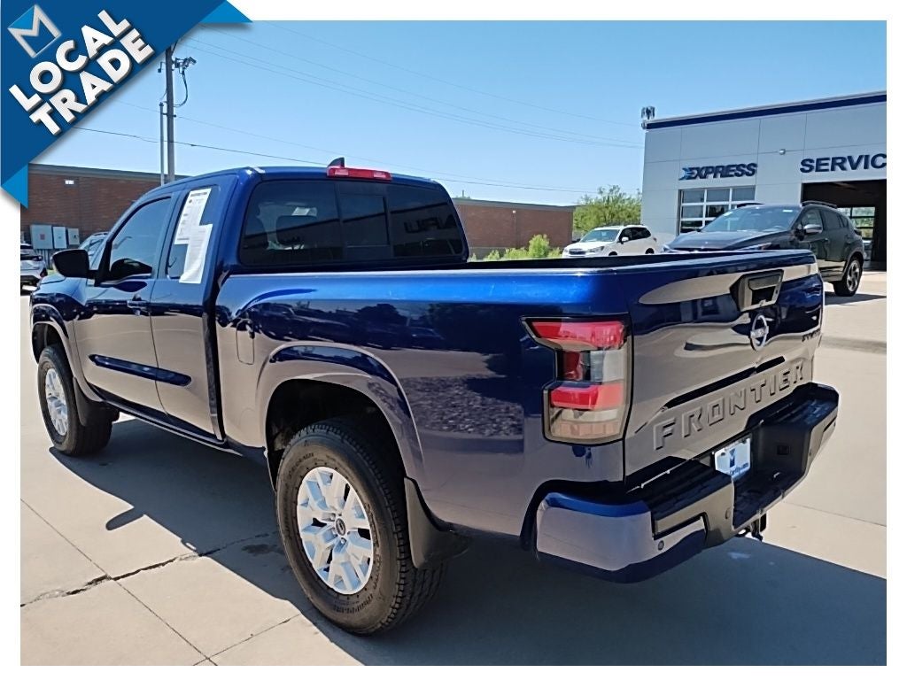 2022 Nissan Frontier SV