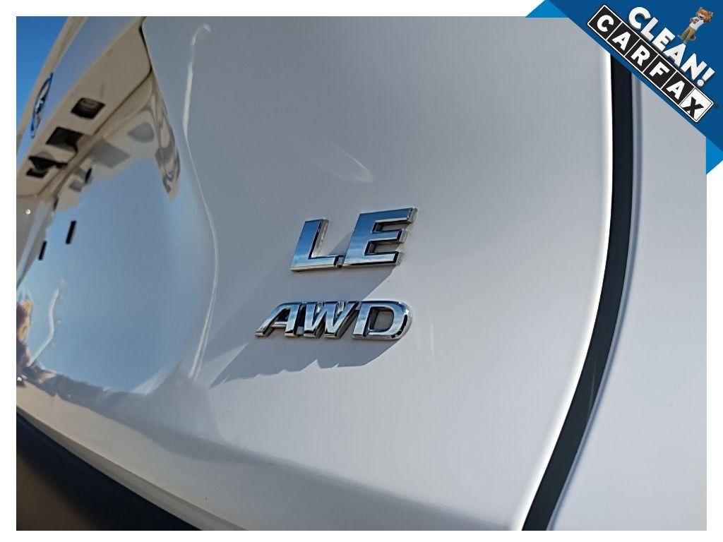 2022 Toyota RAV4 LE