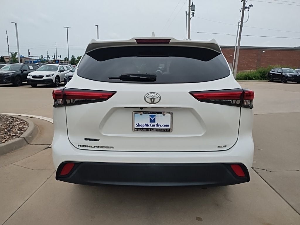 2021 Toyota Highlander XLE