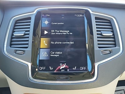 2022 Volvo XC90 T6 Momentum