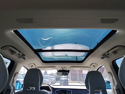 2022 Volvo XC90 T6 Momentum
