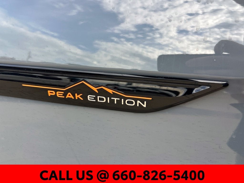 2025 Volkswagen Atlas 2.0T Peak Edition