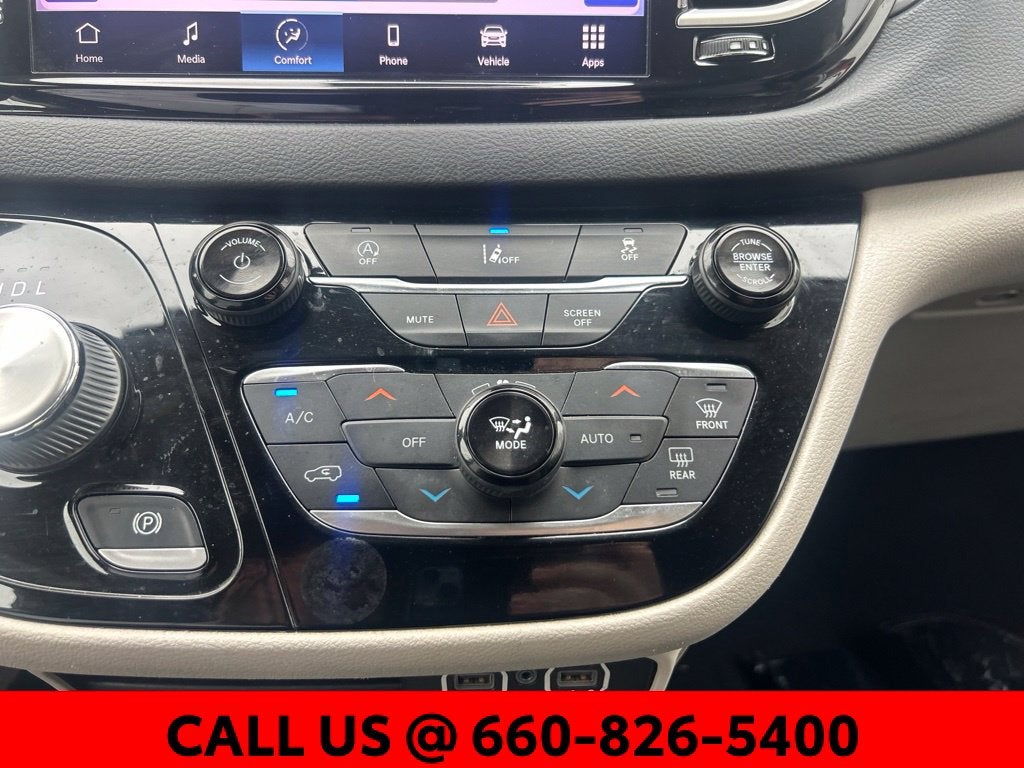 2022 Chrysler Pacifica Touring L