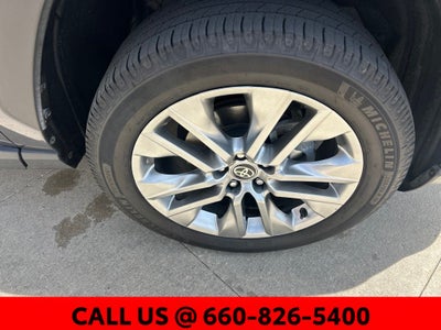 2024 Toyota RAV4 XLE Premium
