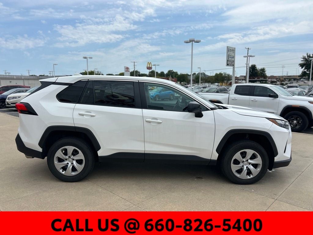 2024 Toyota RAV4 LE