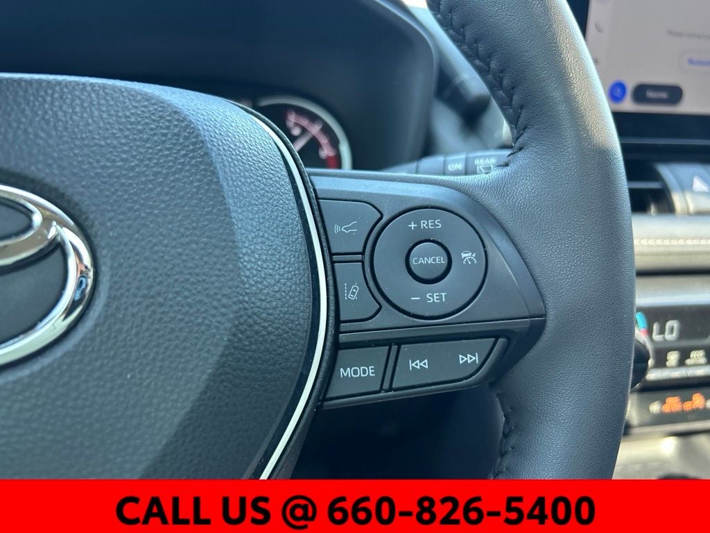 2025 Toyota RAV4 XLE