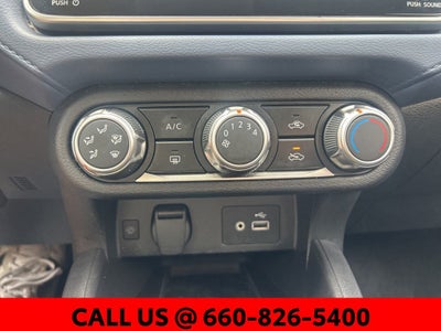 2023 Nissan Versa 1.6 SV