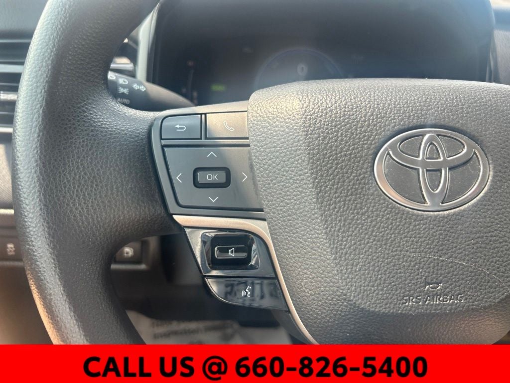 2025 Toyota Camry LE