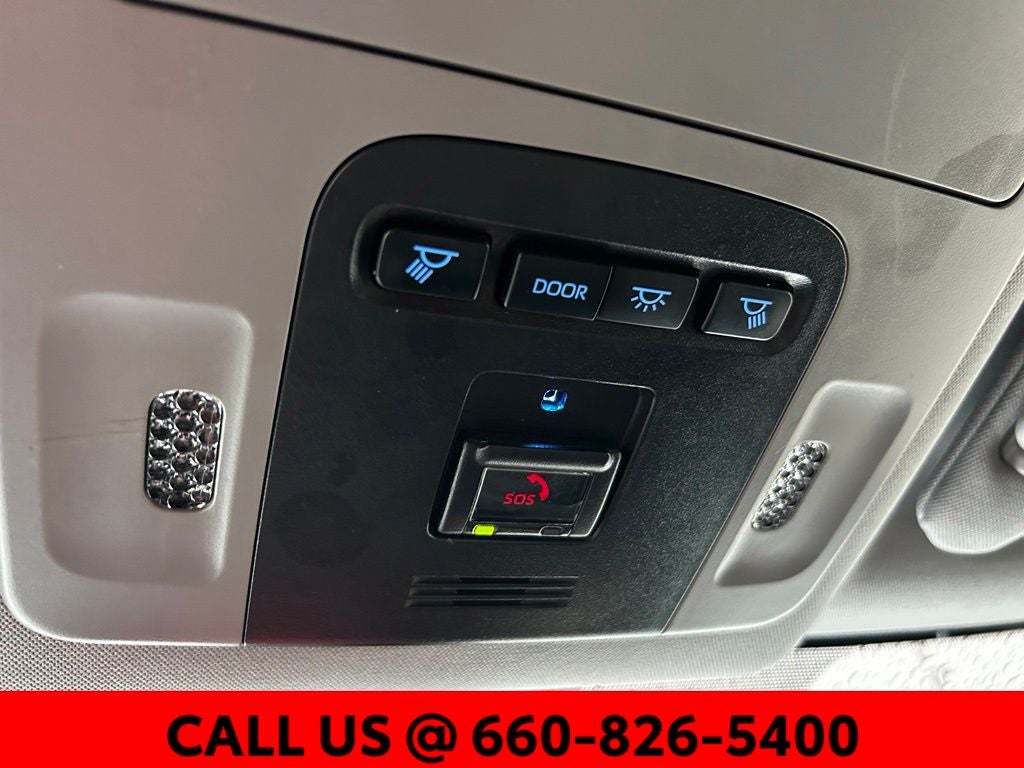 2023 Toyota Camry Hybrid XSE