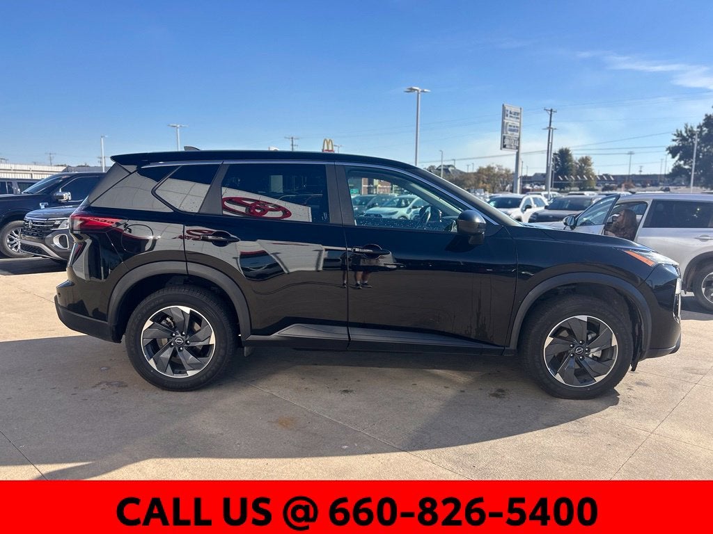 2025 Nissan Rogue SV