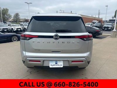 2025 Nissan Pathfinder SL